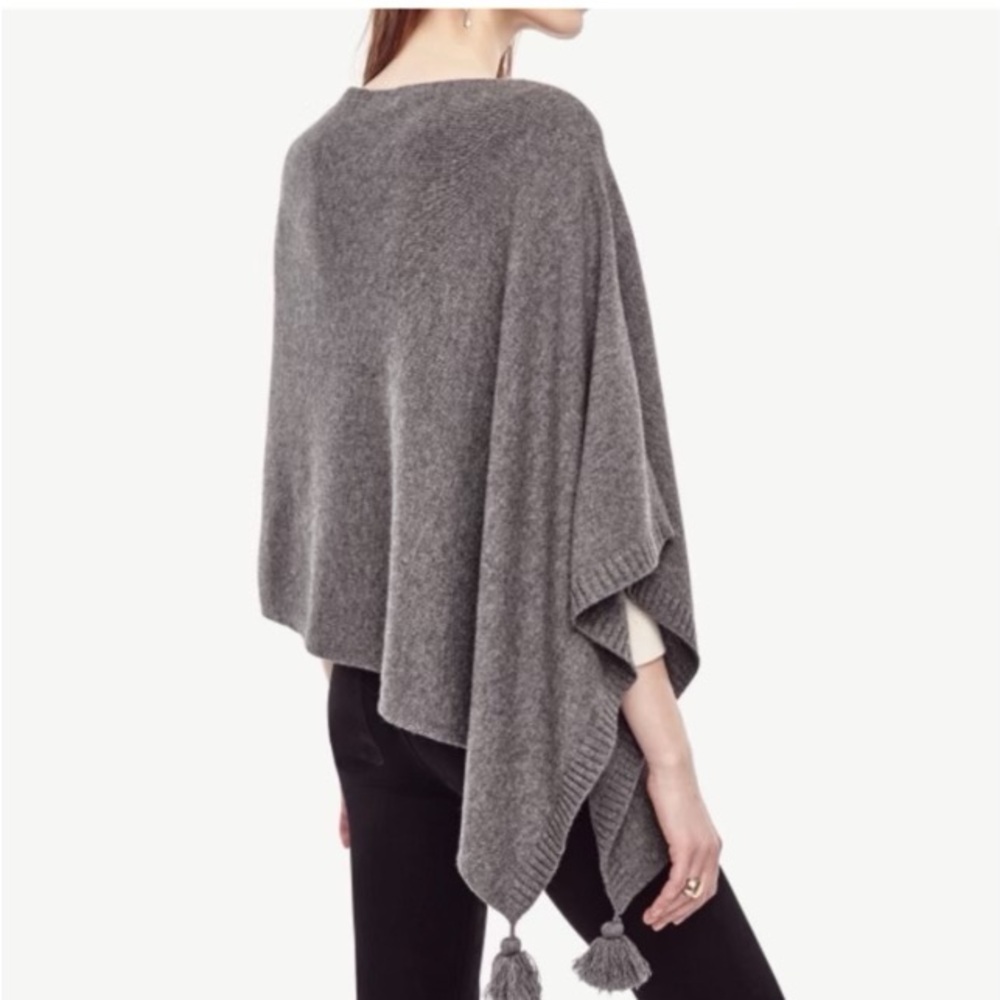 Ann‎ Taylor Gray Wool Cashmere Blend Poncho
